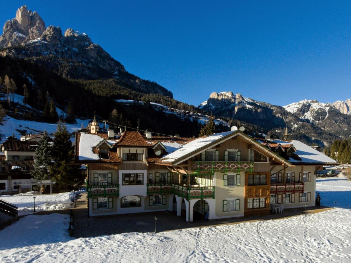 Residence Holiday Pozza di Fassa Εξωτερικό φωτογραφία