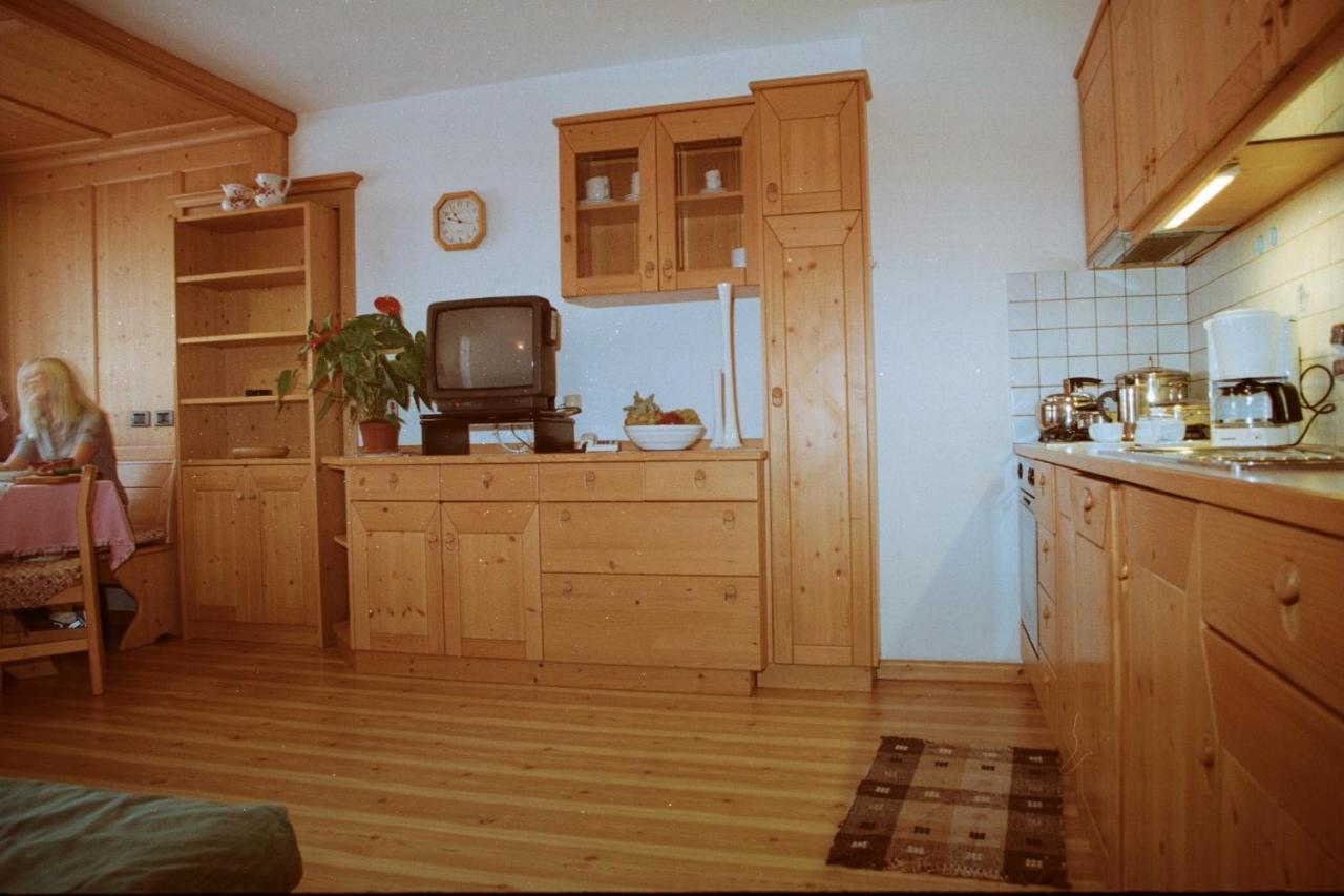Residence Holiday Pozza di Fassa Εξωτερικό φωτογραφία