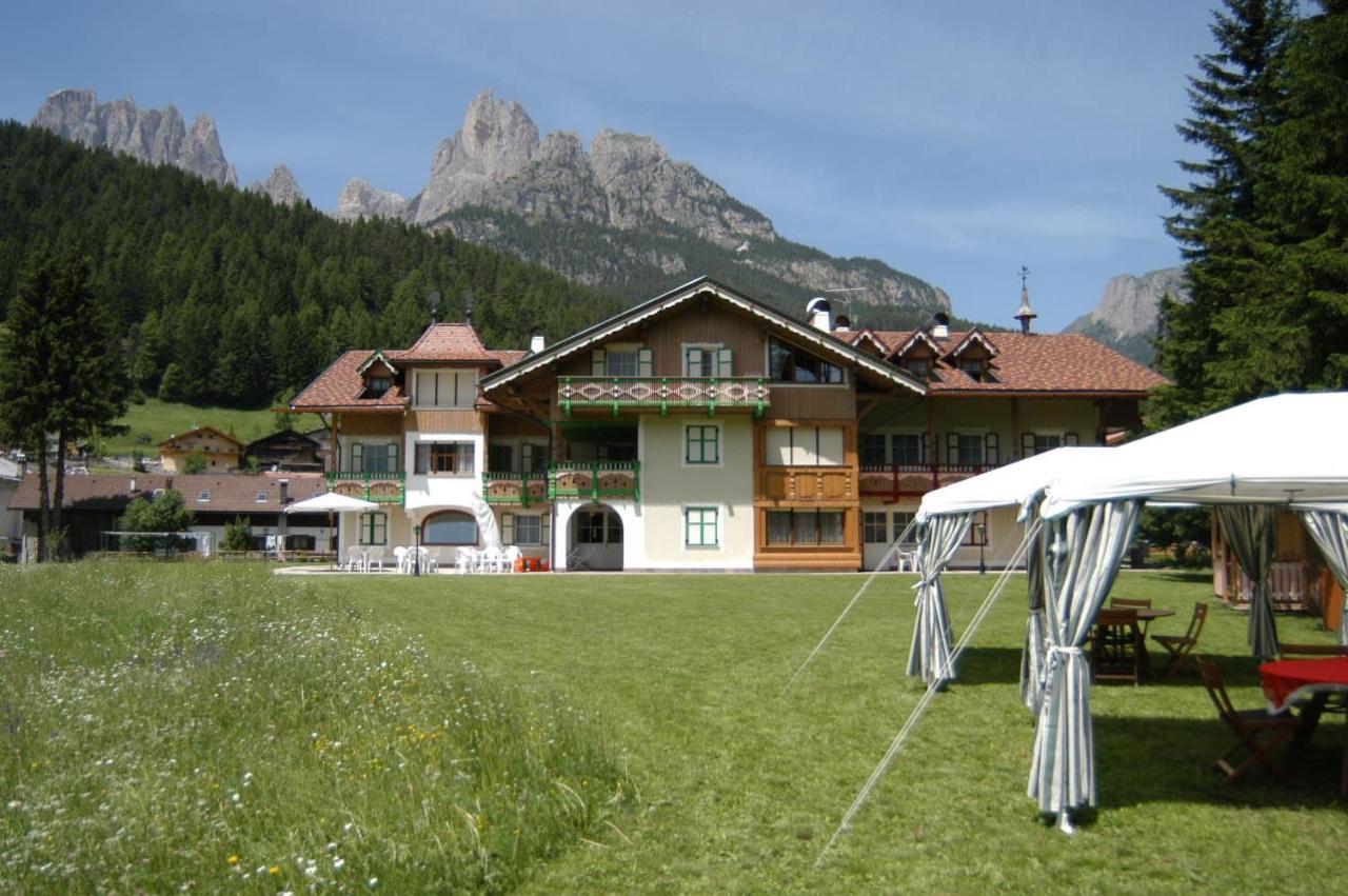 Residence Holiday Pozza di Fassa Εξωτερικό φωτογραφία