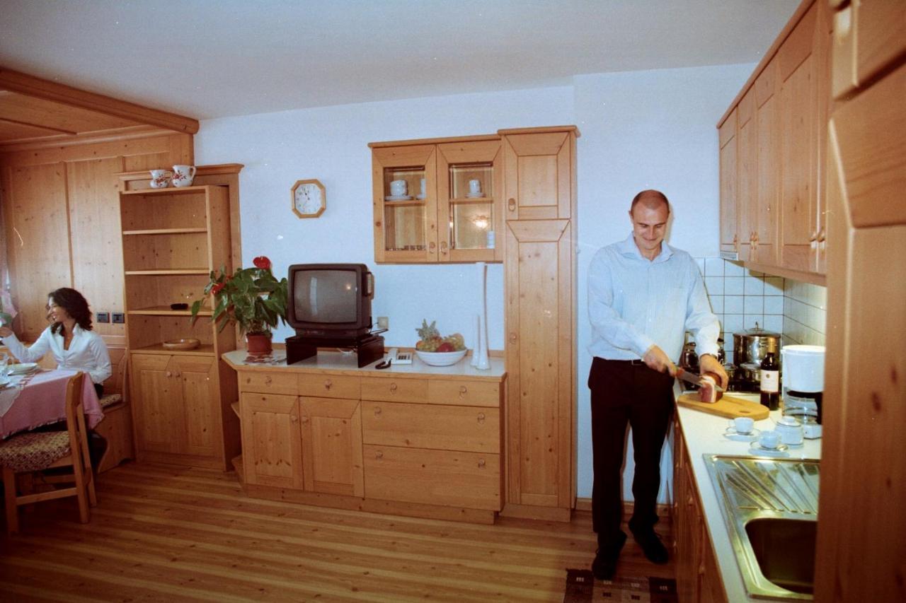 Residence Holiday Pozza di Fassa Εξωτερικό φωτογραφία