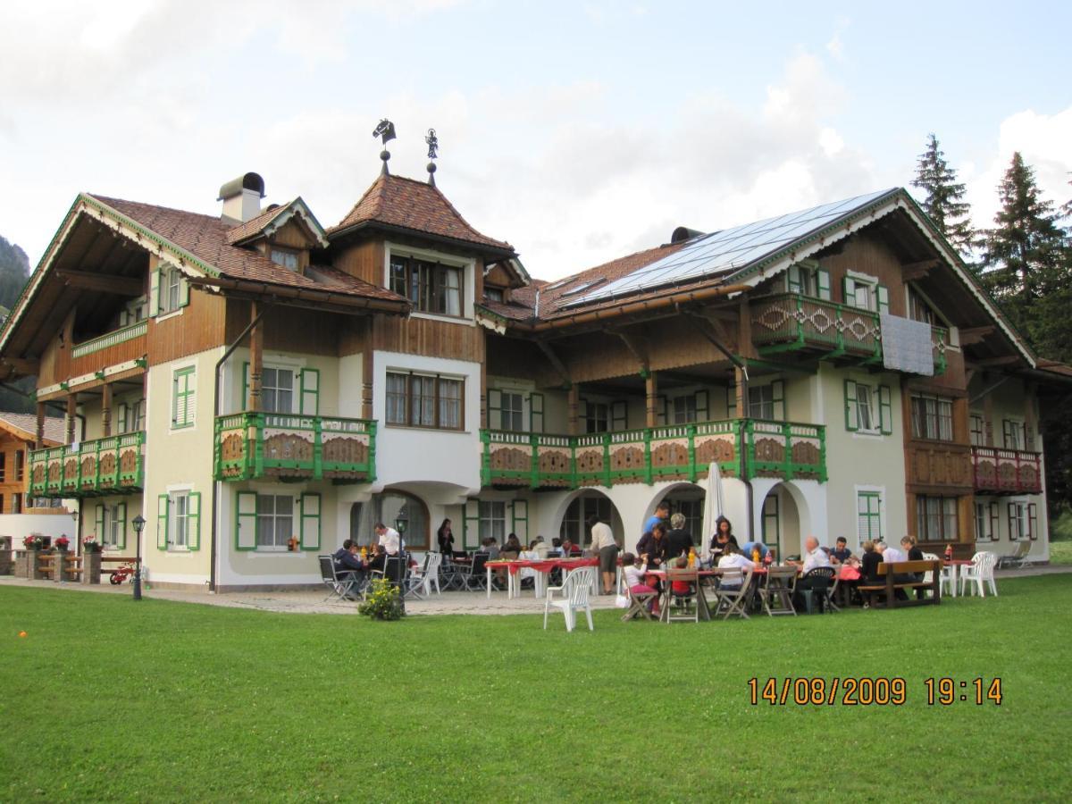 Residence Holiday Pozza di Fassa Εξωτερικό φωτογραφία